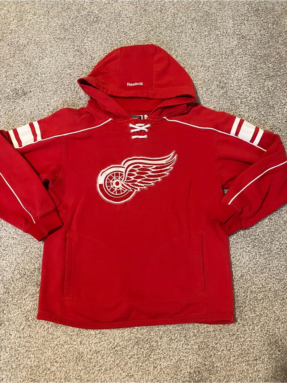 Vintage Reebok Detroit Red Wings Lace-Up Hoodie Youth M (10/12)